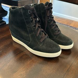 Sorel Women's Out N About Wedge size 8 1/2